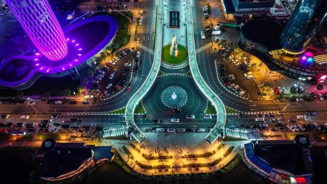 New Wave 1 Apartment Batumi Ngoại thất bức ảnh